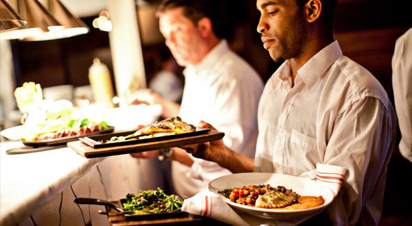  روش روسی:روش های پذیرایی در رستوران