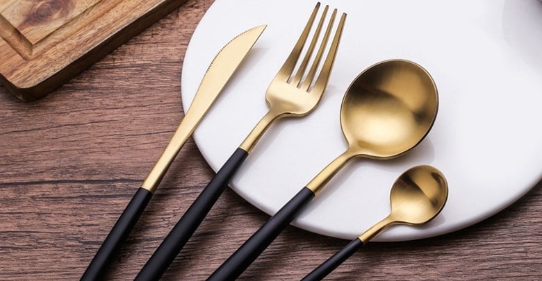 اهمیت استفاده از قاشق و چنگال مرغوب در تجهیزات هتل و رستوران