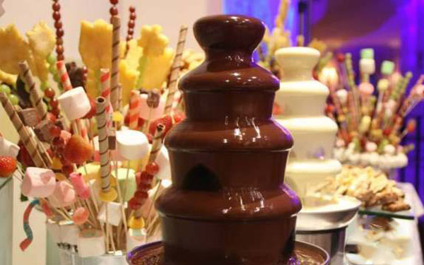آبشار شکلات چیست و چه کاربردی دارد ؟