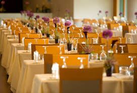 سرویس‌دهی از نکات جلب مشتری رستوران 