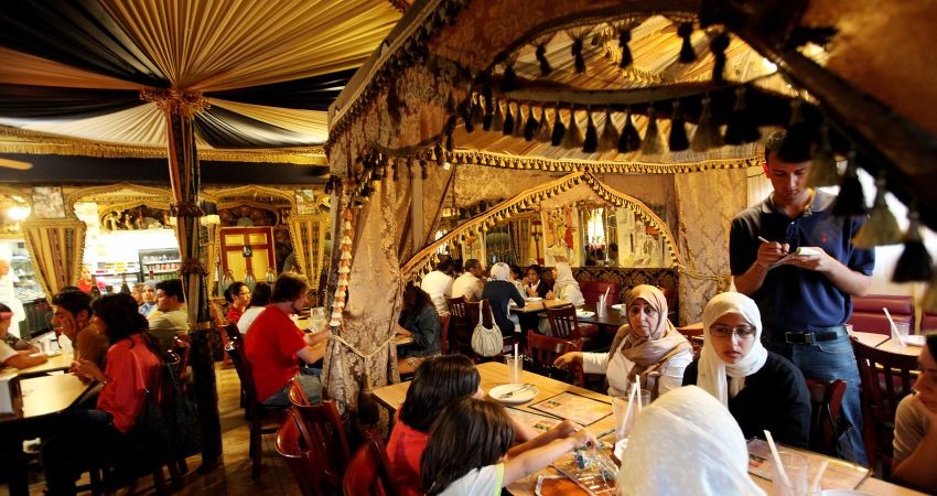 راهکارهای موثر برای جلب مشتری در رستوران