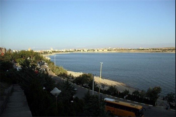  احداث رستوران و کافی‌شاپ شناور شیشه‌ای در شورابیل