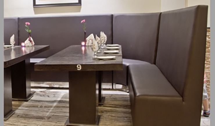  کاناپه در فست فود و کافی شاپ 